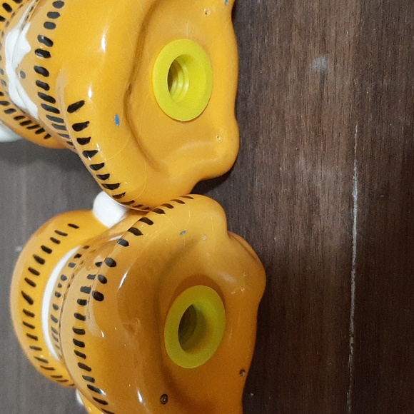 Garfield salt and pepper - Picture 3 of 3